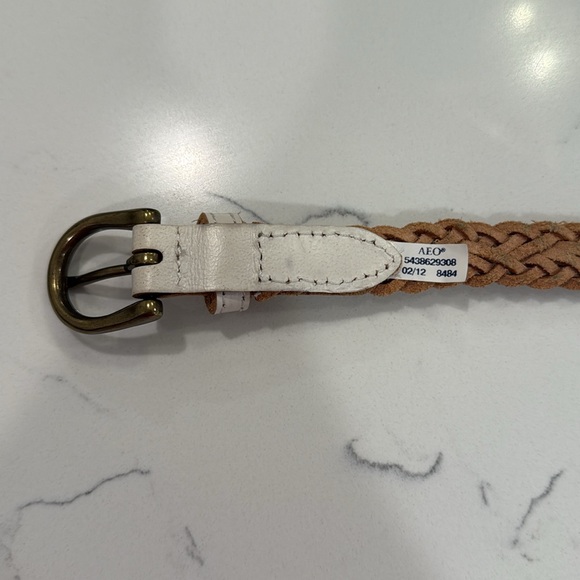 American Eagle Outfitters white braided belt - Picture 2 of 4